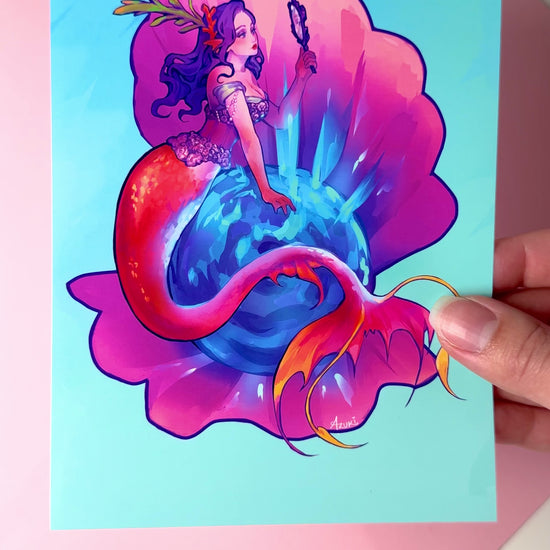 This video highlights the mirror mermaid print in different lighting.