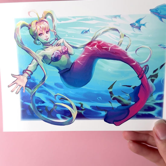 This video highlights the Lucia Nanami print in different lighting.